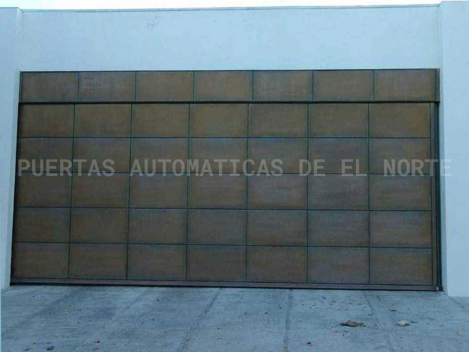 Puerta Cerrada en Fierro 011