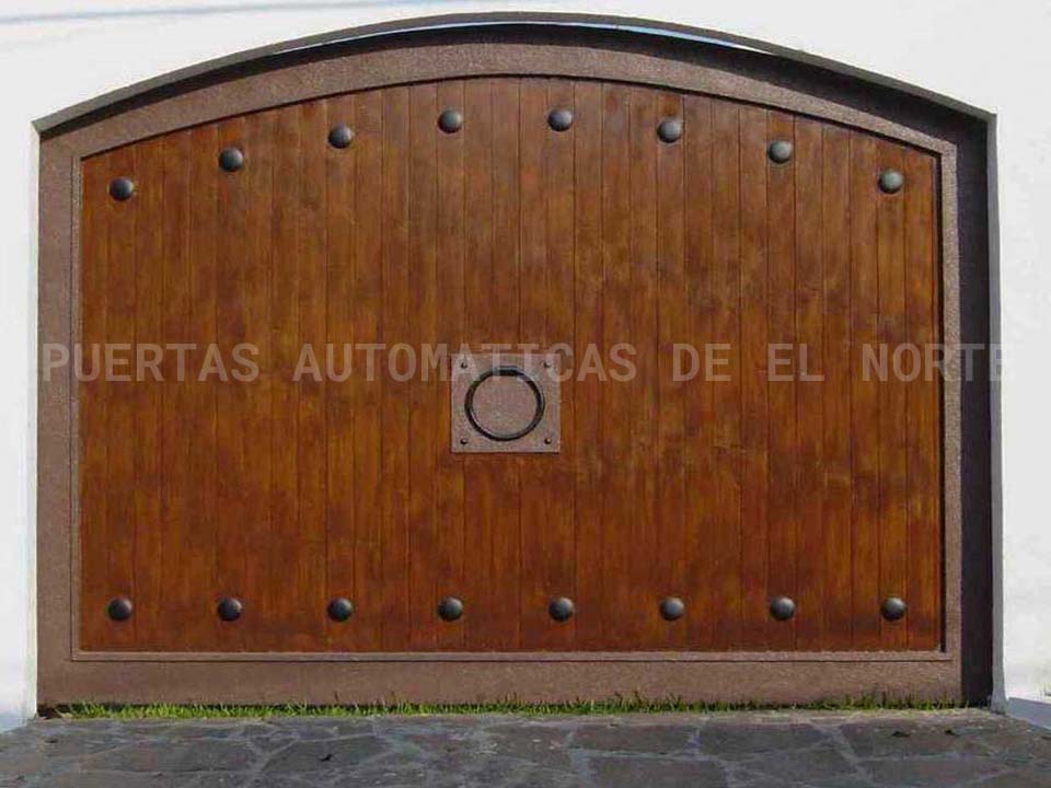 Puerta Cerrada en Fierro 026