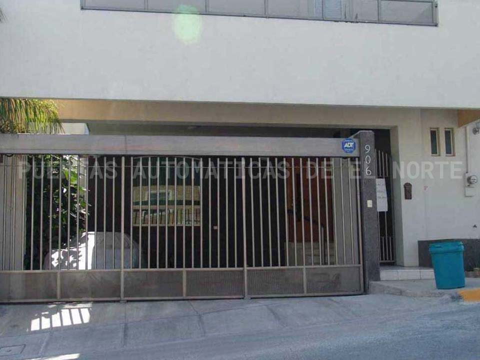 Puerta Contemporanea 097